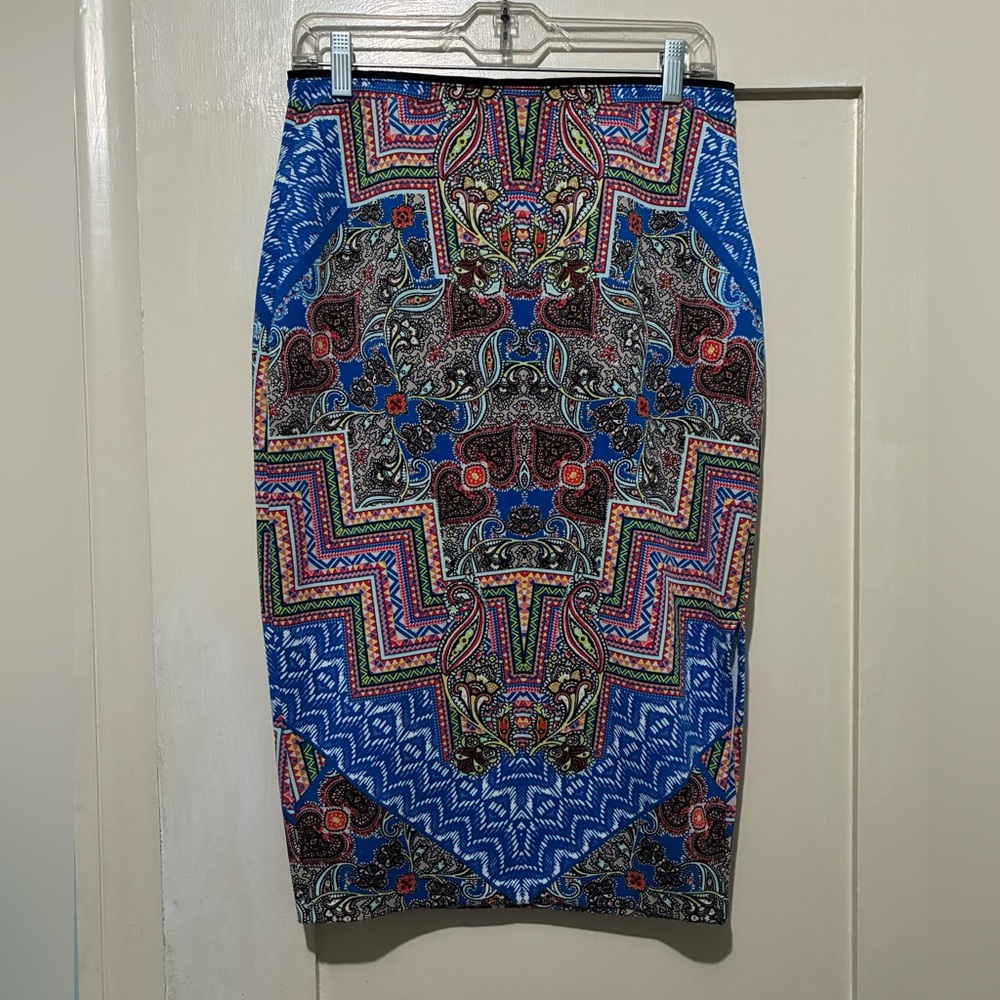 Bisou Bisou Size Large L Pencil Skirt Y2K Stretchy 
Michelle Bohbot Fitted